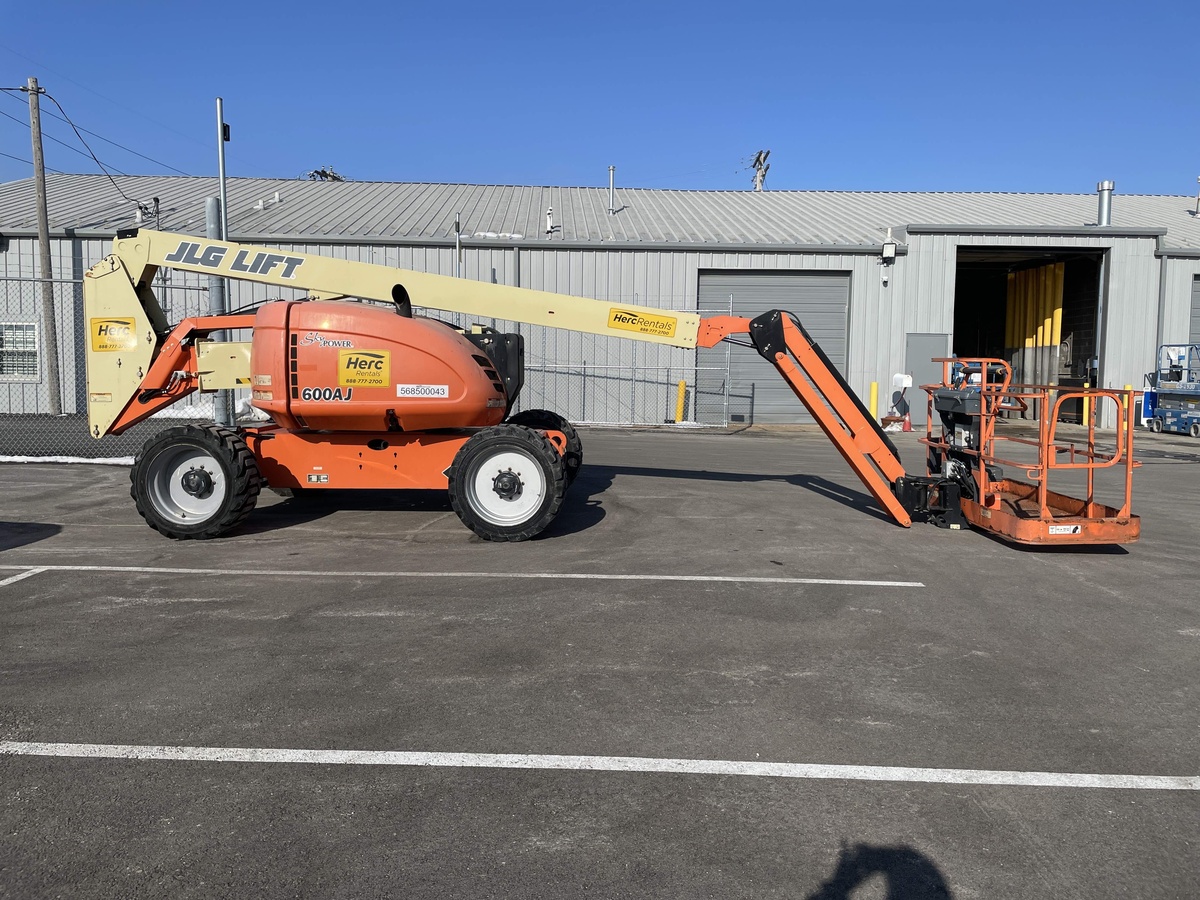 2018 JLG 600AJ-5