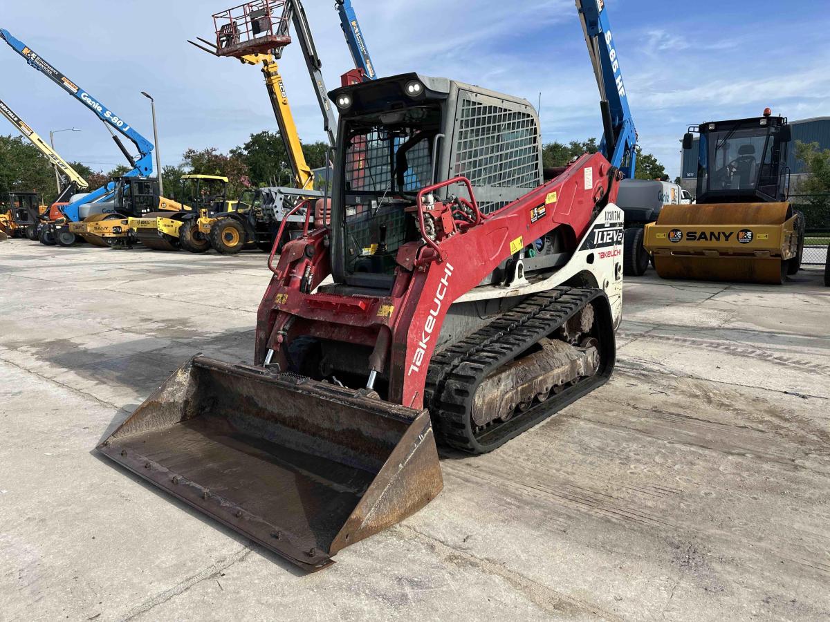 2020 Takeuchi TL12V2-2