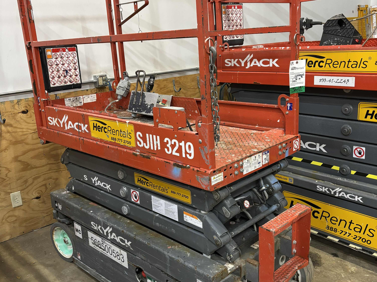 2019 Skyjack SJ3219