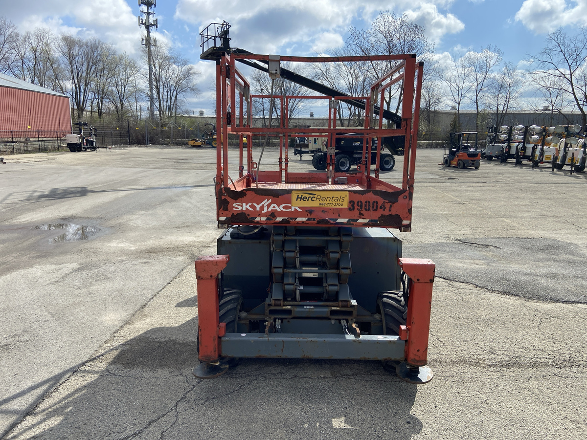 2019 Skyjack SJ-6832RT-3