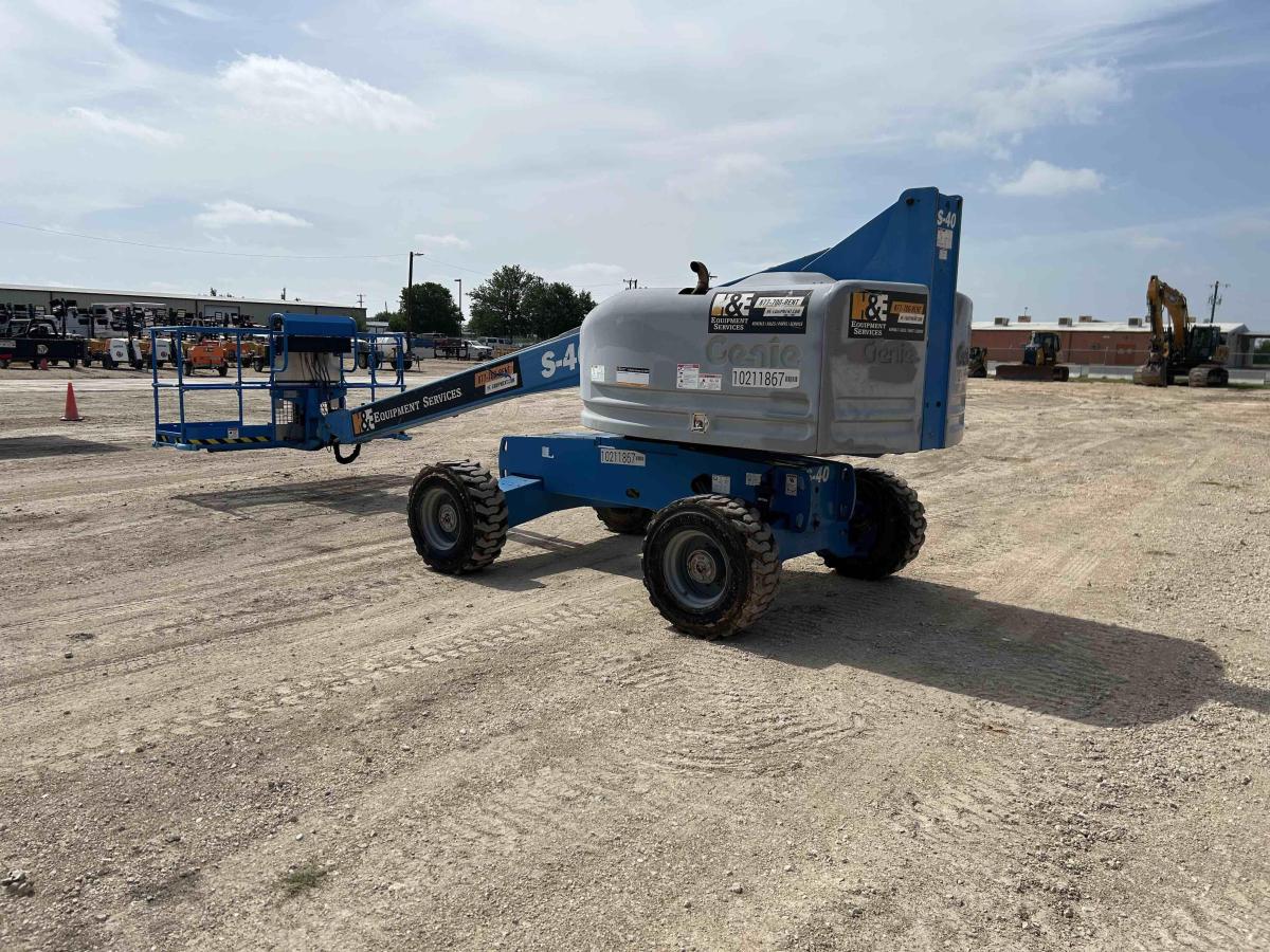 2017 Genie S-40-2