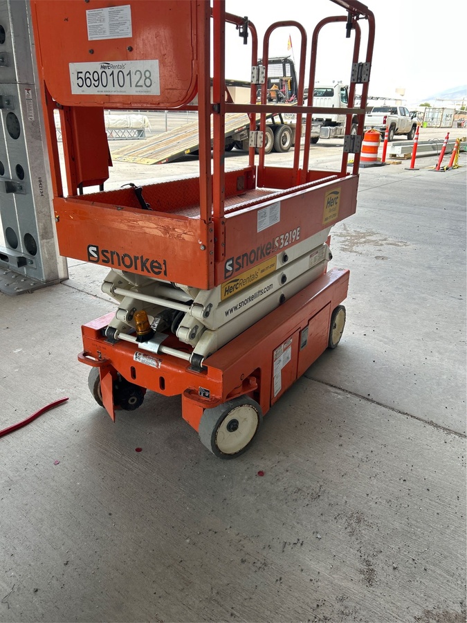 2019 Snorkel S3219E-4