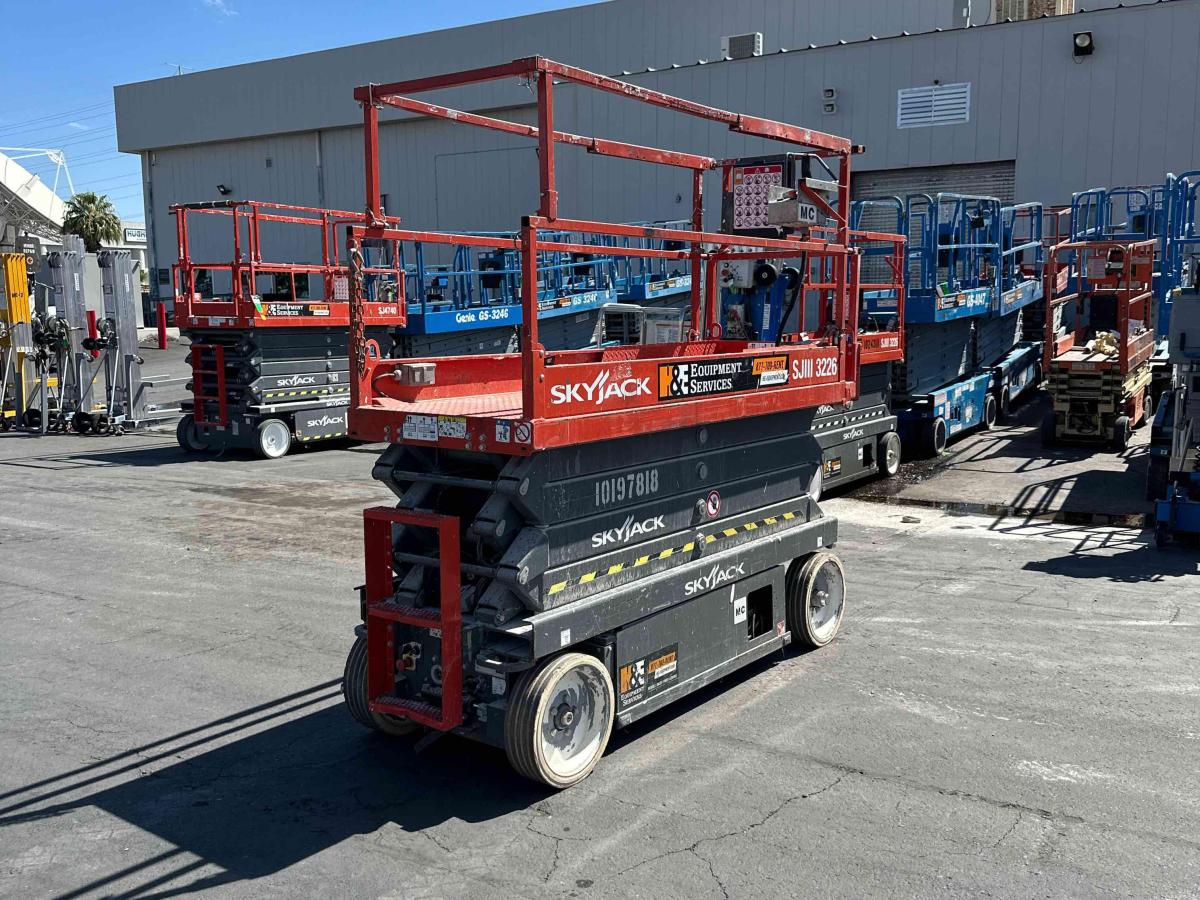 2016 Skyjack SJ3226