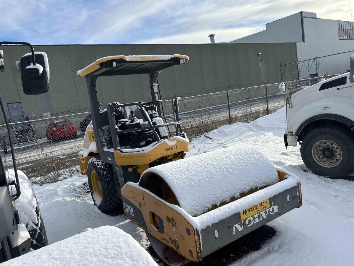 2016 Volvo SD75B (D-Smooth)-3