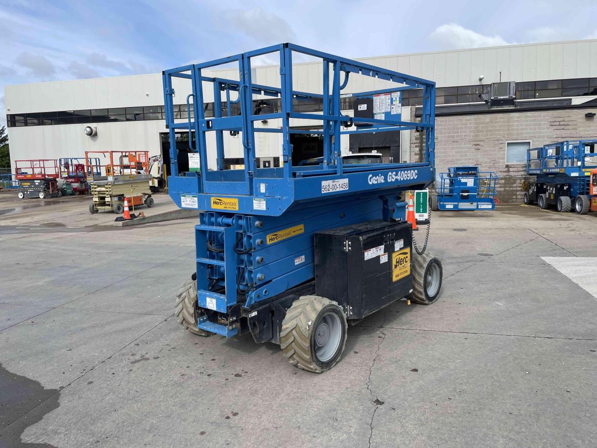 2017 Genie GS-4069 DC