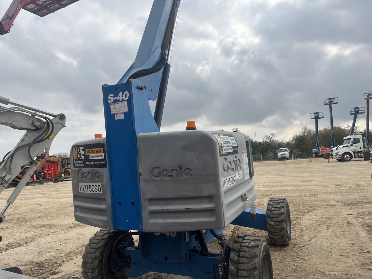 2017 Genie S-40-4