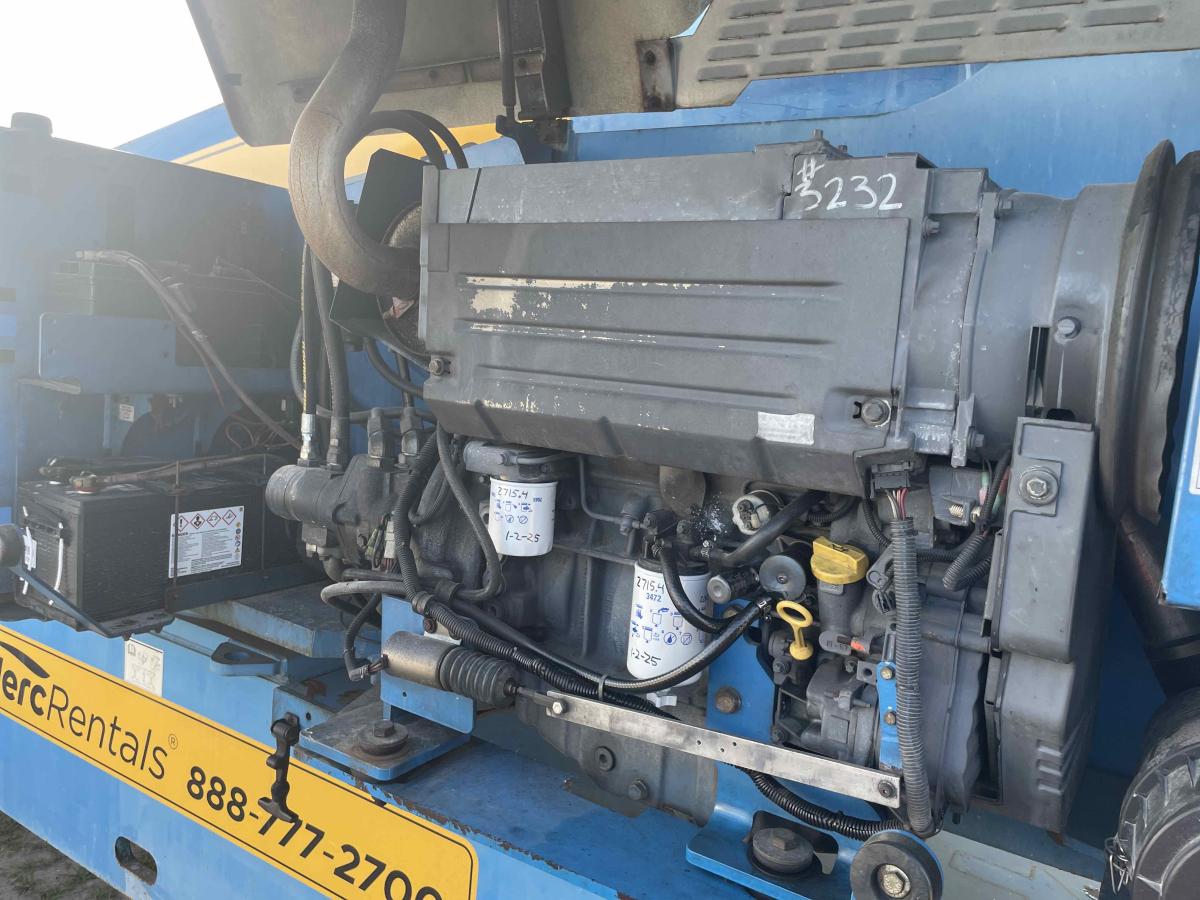 2012 Genie S-125