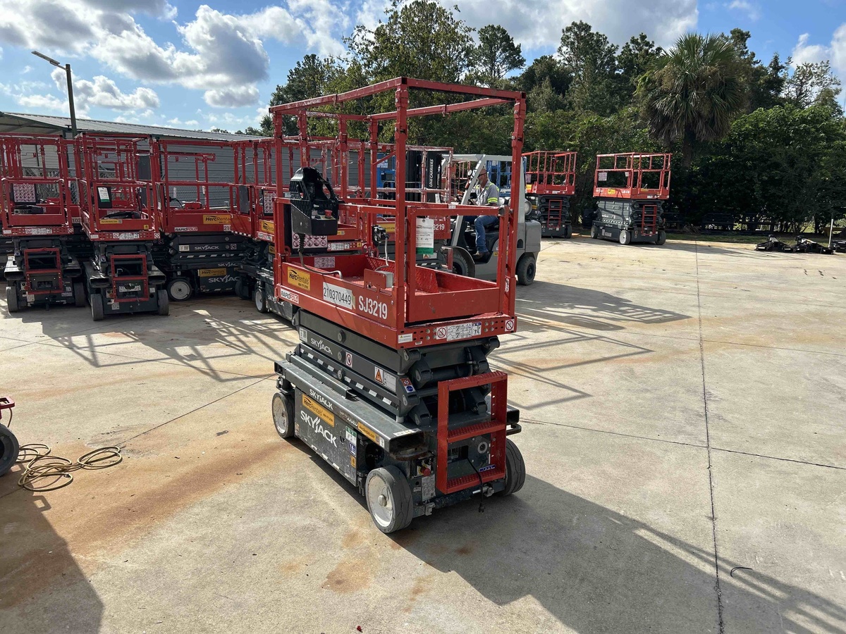 2022 Skyjack SJ3219-2