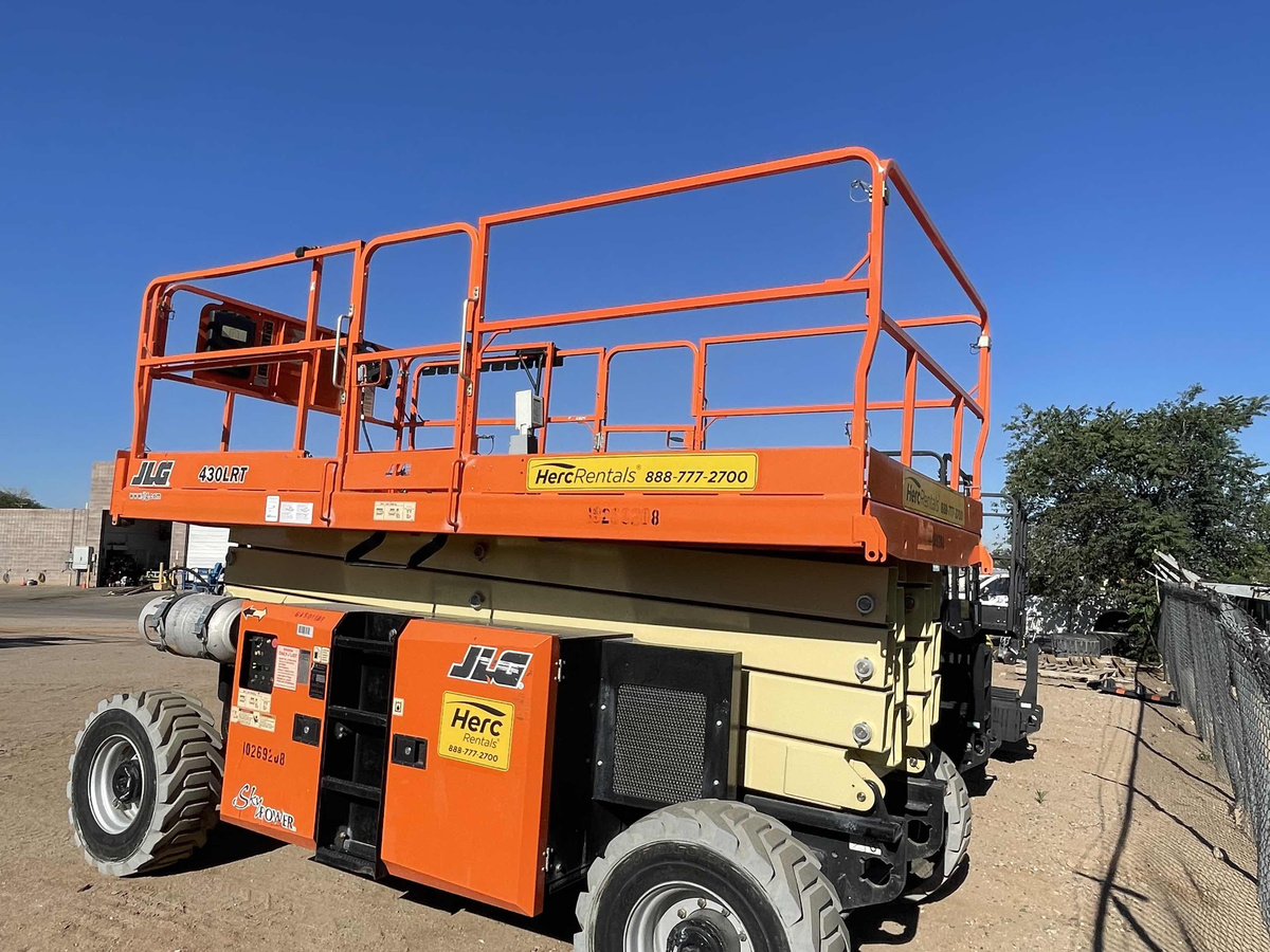 2019 JLG 430LRT-3