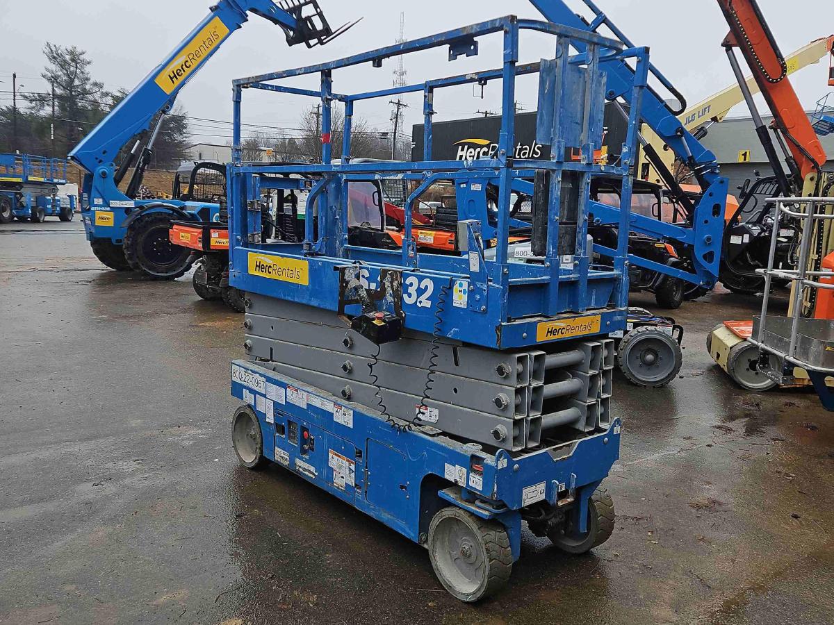 2018 Genie GS-2632