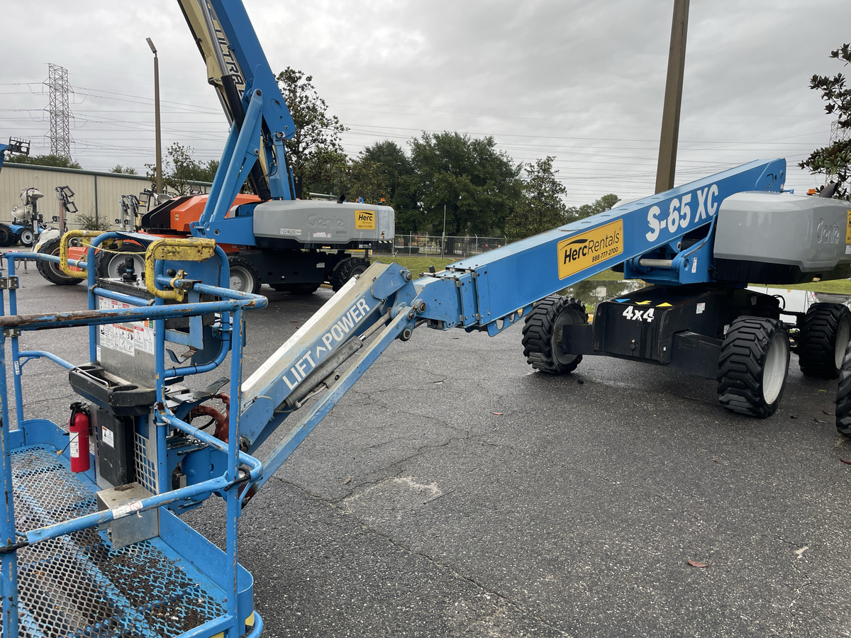 2019 Genie S-65XC