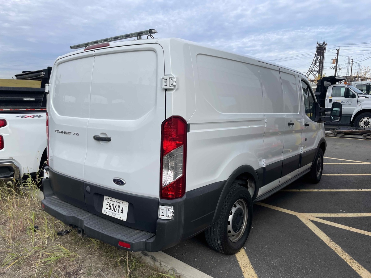 2018 Ford Transit 250-3