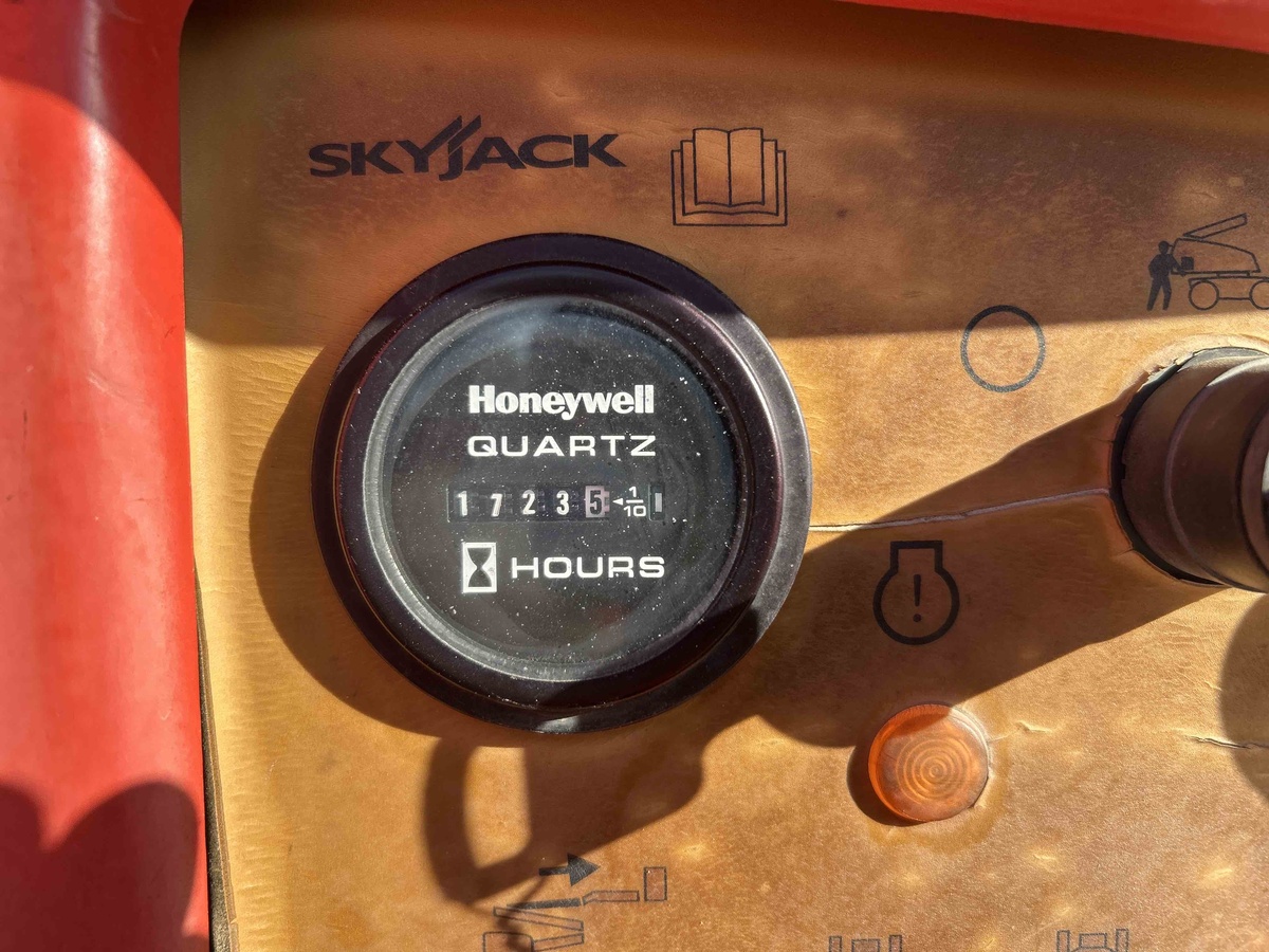2017 Skyjack SJ46 AJ-4