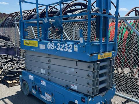 2017 Genie GS-3232