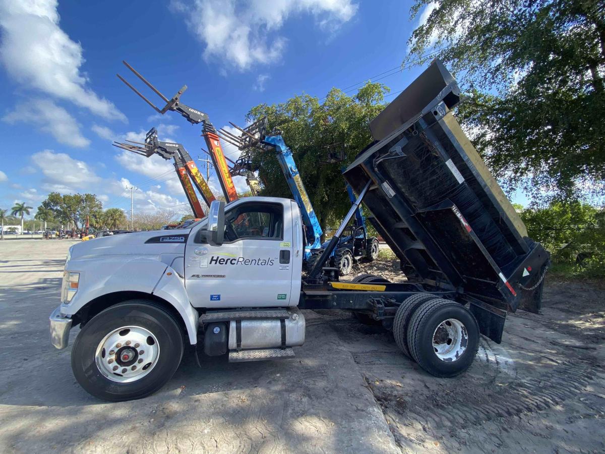 2017 Ford F750