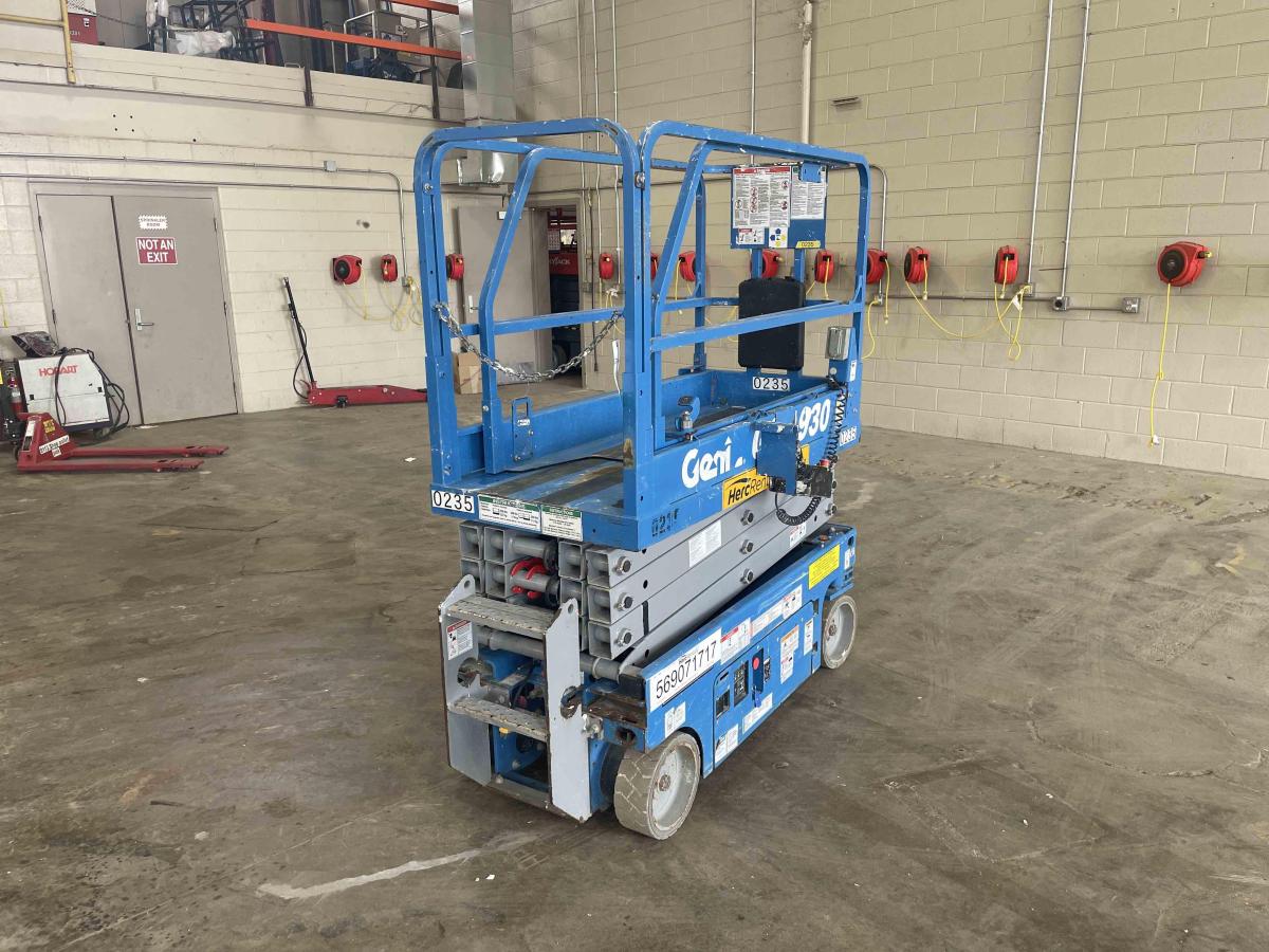2018 Genie GS-1930-4