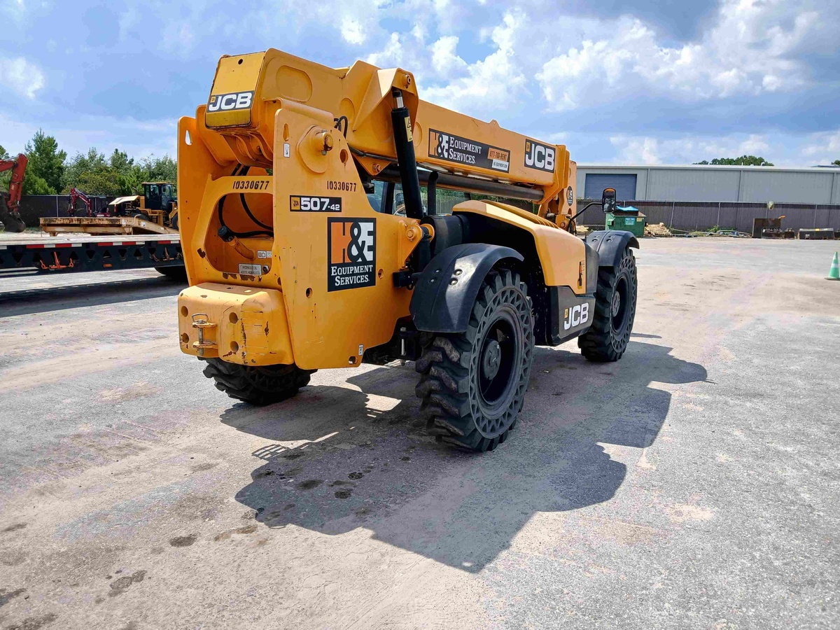 2021 JCB 507-42-7
