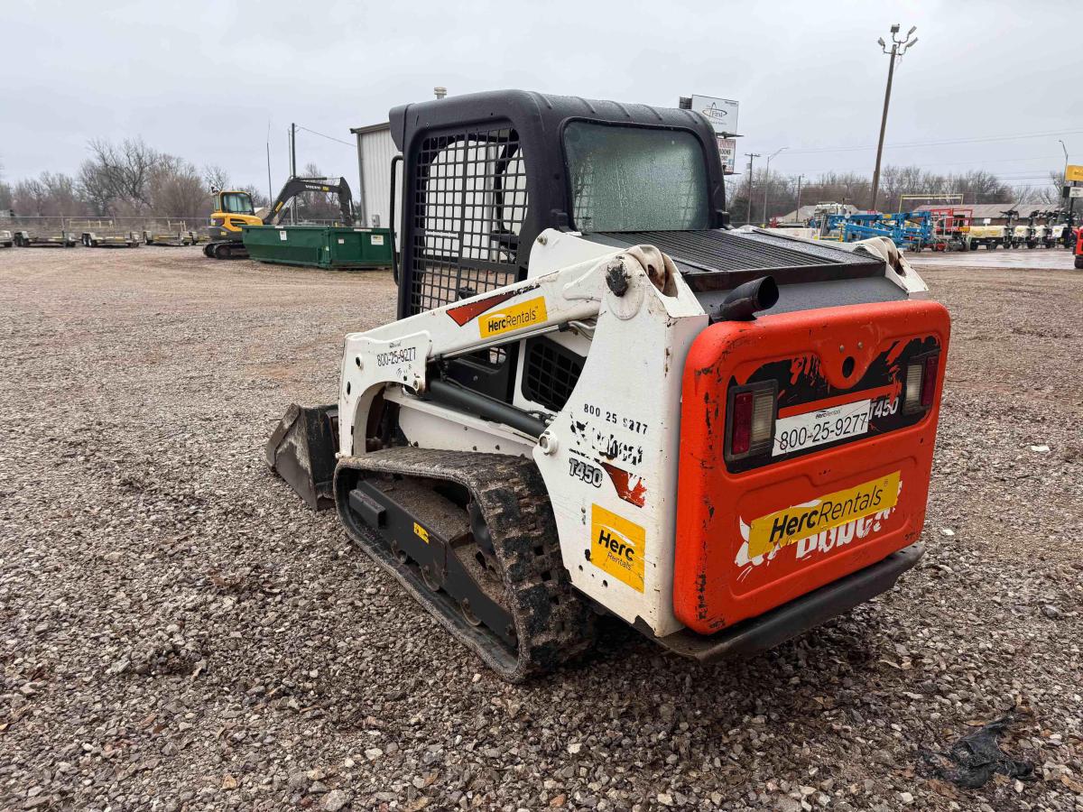 2019 Bobcat T450