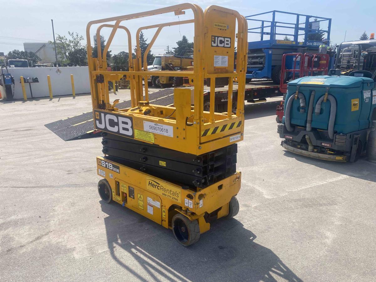 2022 JCB S1930E
