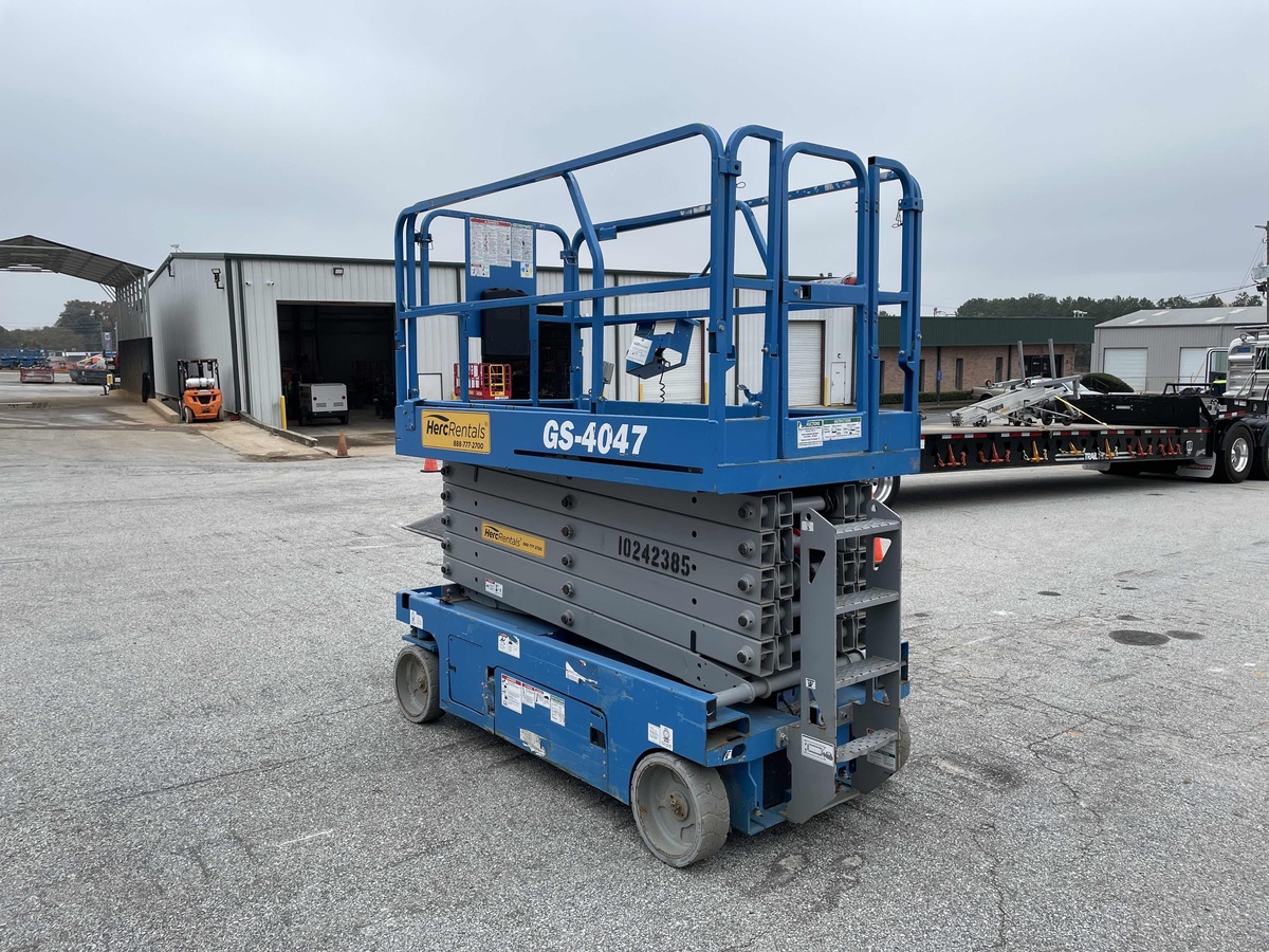 2018 Genie GS-4047-2