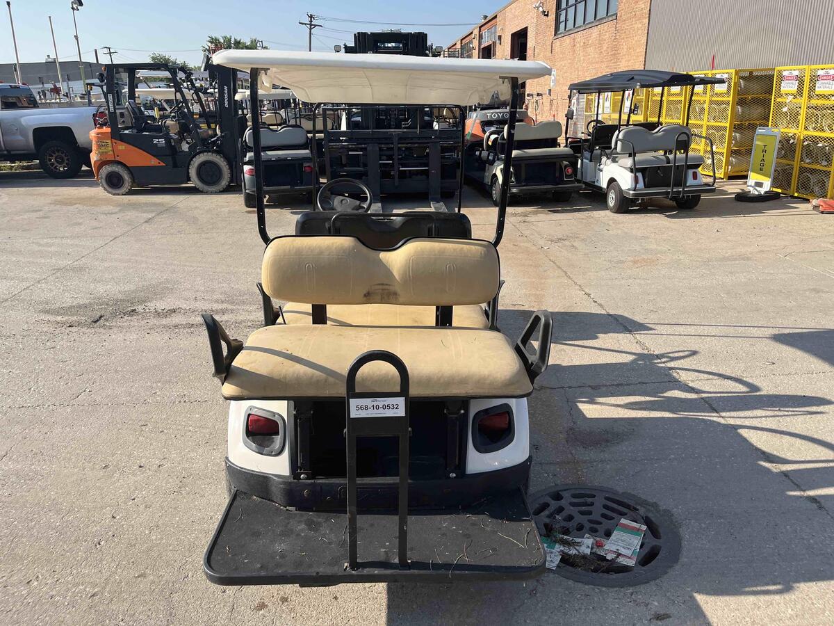 2015 Cushman SHUTTLE 6-3