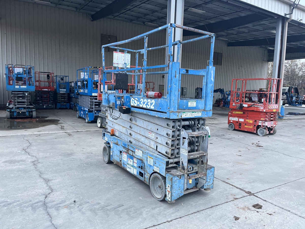 2016 Genie GS-3232-3