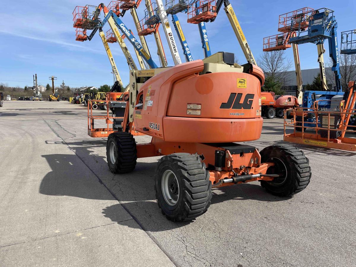2016 JLG 450AJ
