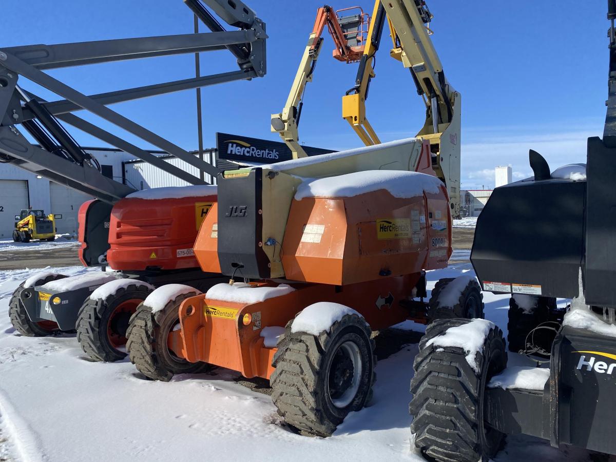 2011 JLG 800AJ-2