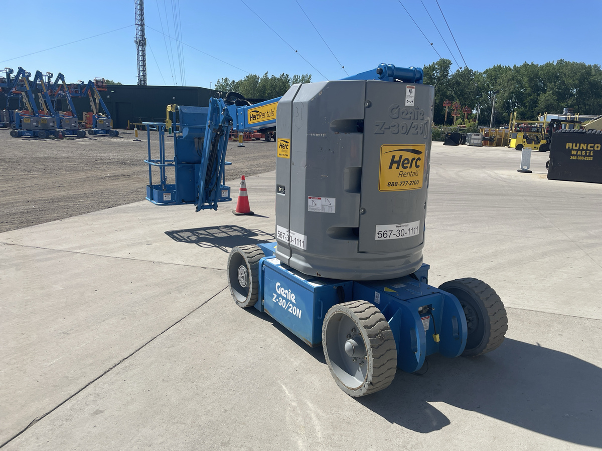 2017 Genie Z-30/20N RJ-4