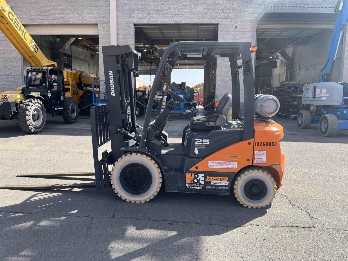 2019 Doosan G25N-7
