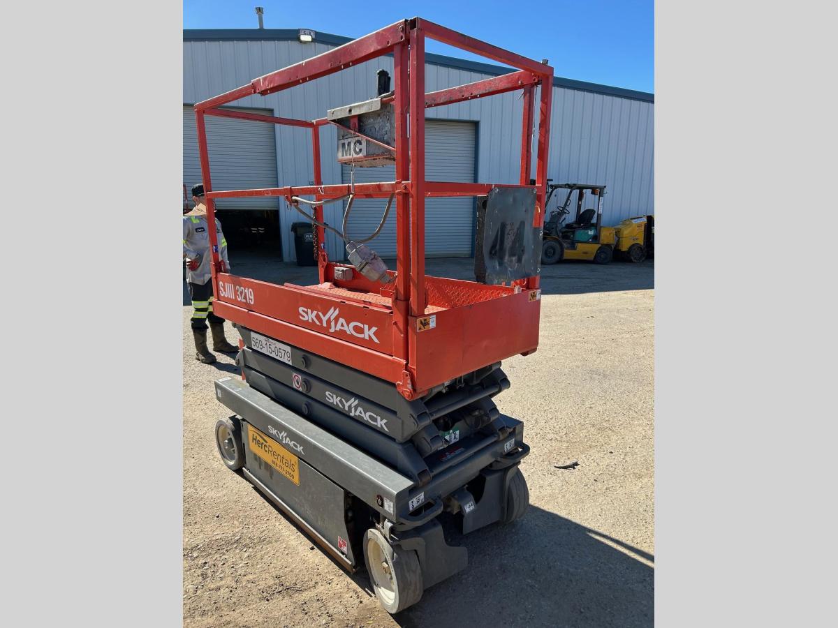 2016 Skyjack SJ3219