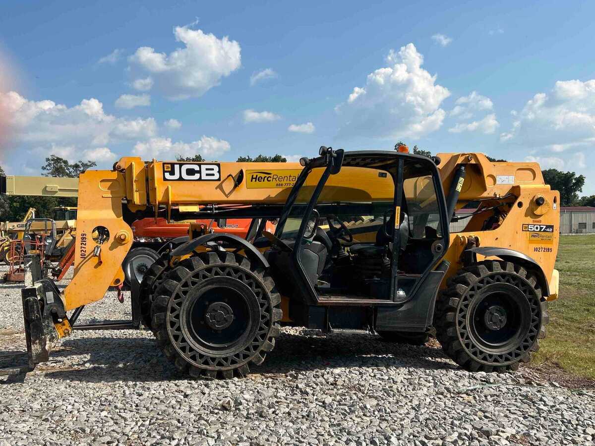 2019 JCB 507-42-1