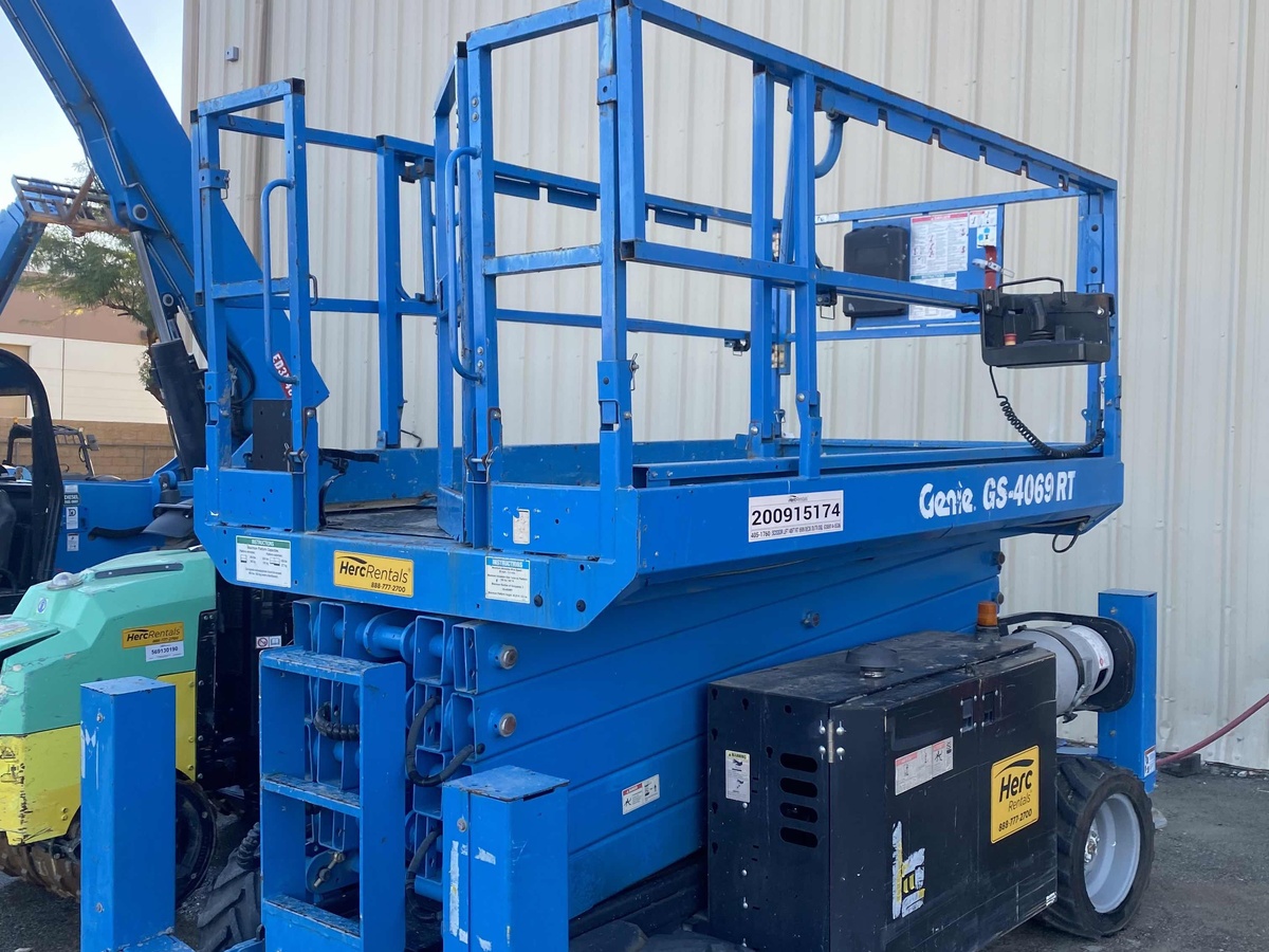 2015 Genie GS-4069 RT