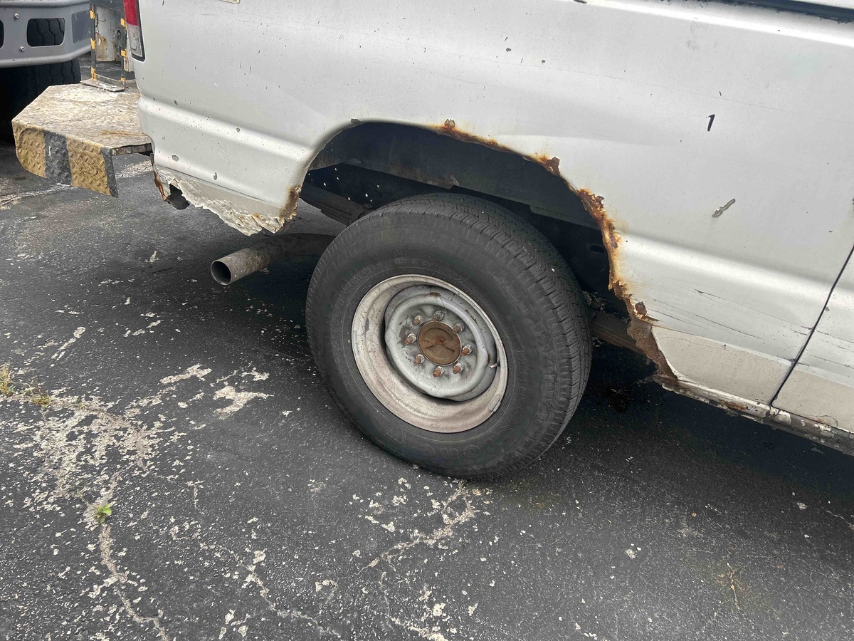 2006 Ford E350 Superduty-3