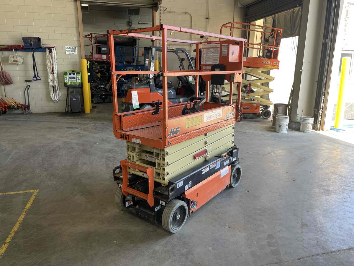 2018 JLG 1932R-4