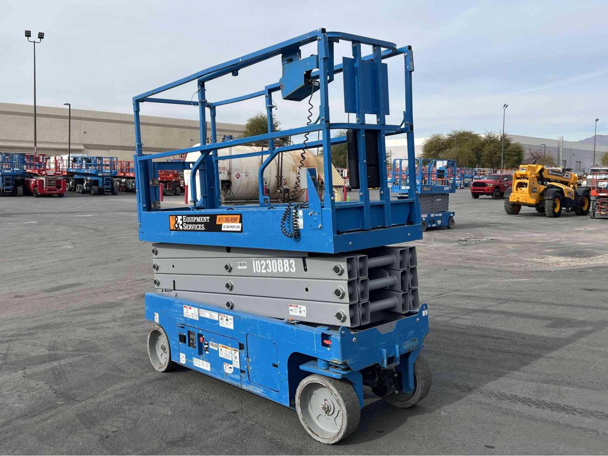 2017 Genie GS-2632