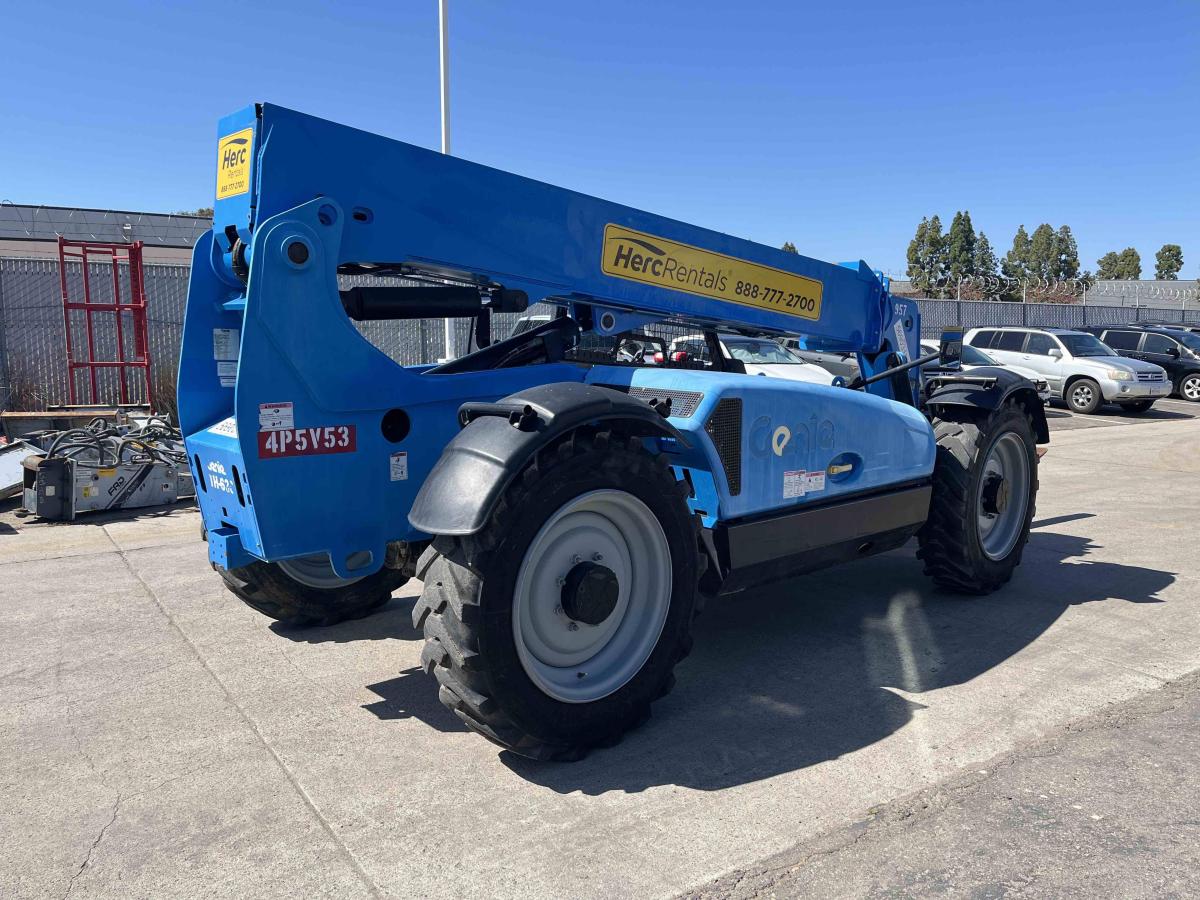 2017 Genie GTH-636