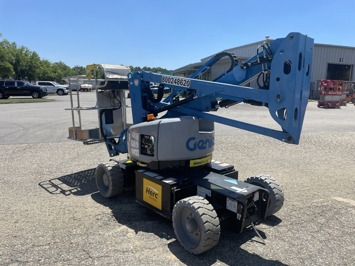 2019 Genie Z-33/18-4