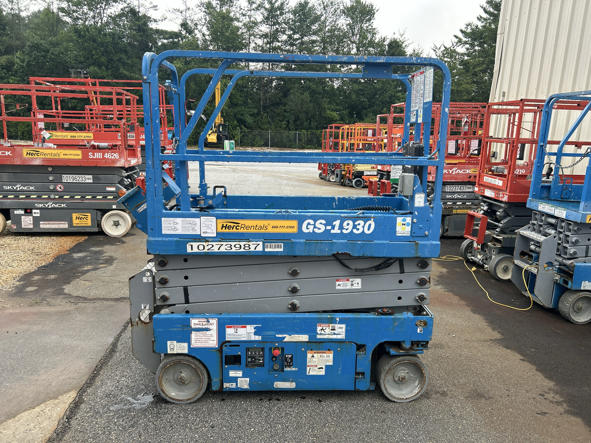 2019 Genie GS-1930