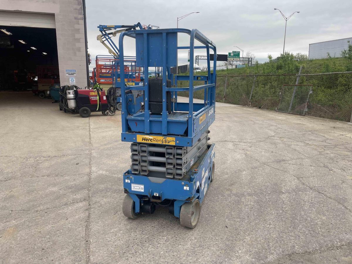 2019 Genie GS-1930