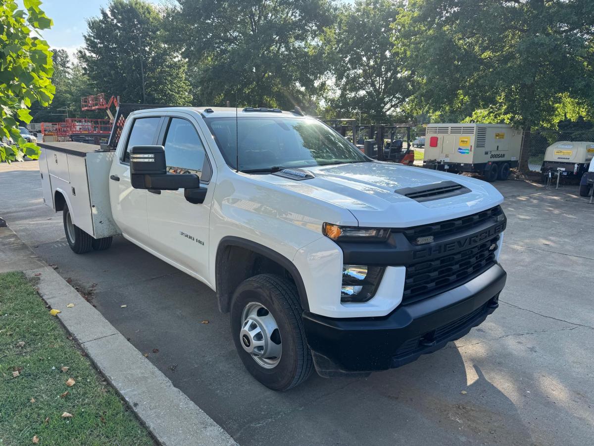 2021 Chevrolet 3500-2