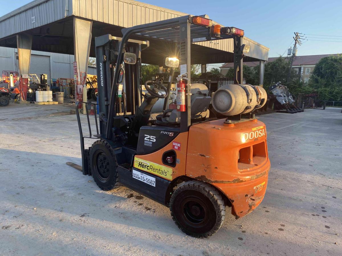 2017 Doosan G25P-5
