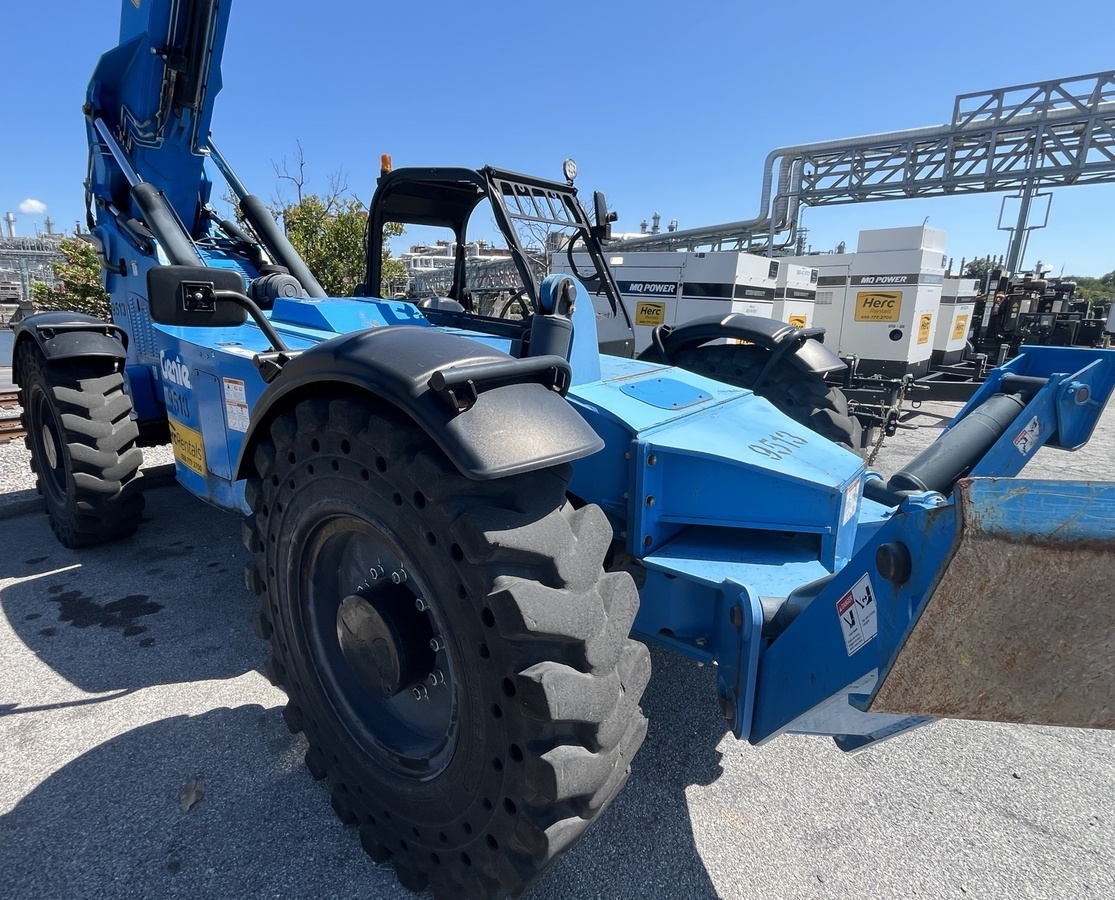 2018 Genie GTH-1056-2