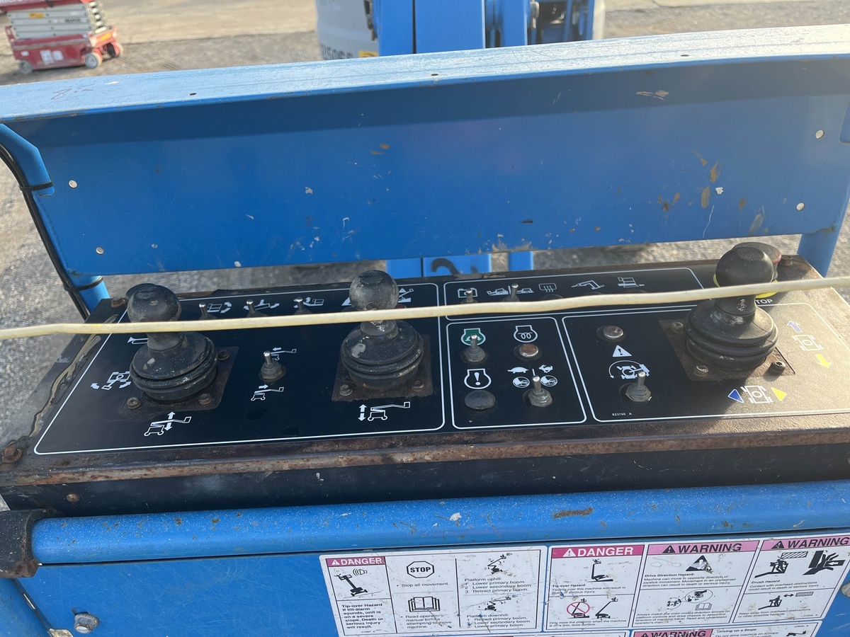 2017 Genie Z-45/25 RT-8