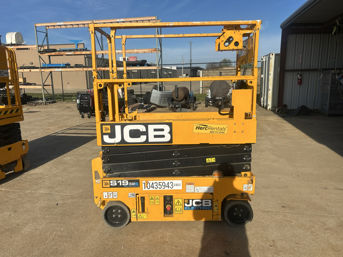 2024 JCB S1932E