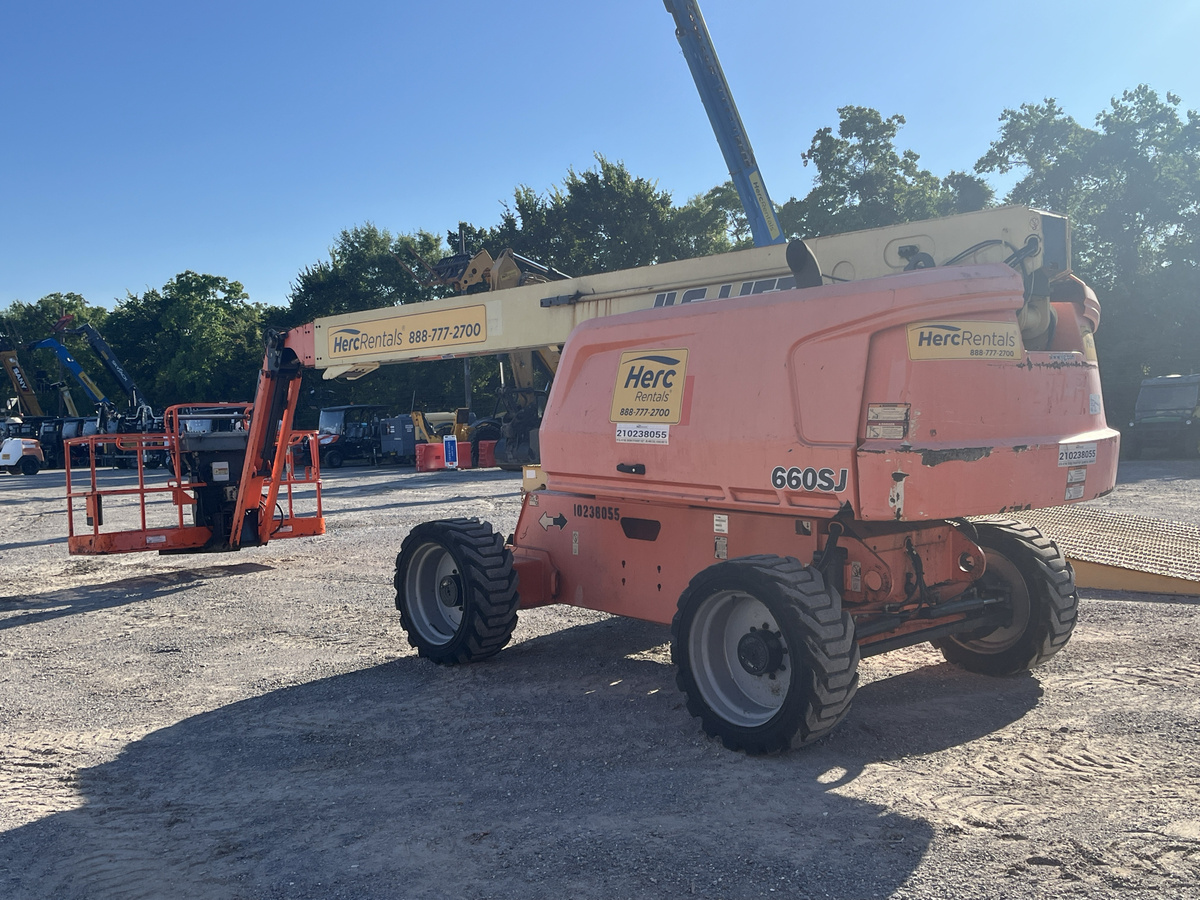 2018 JLG 660SJ-17