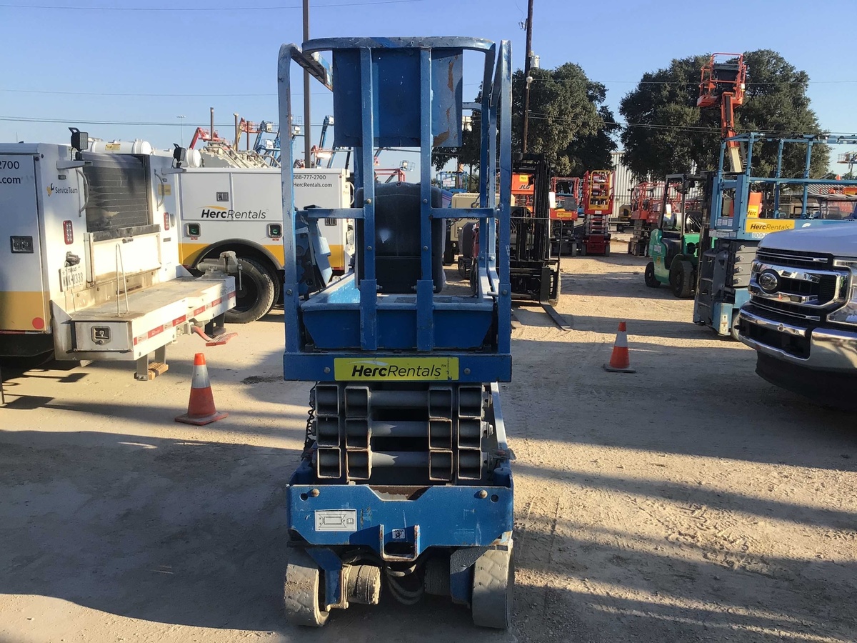 2018 Genie GS-1930-8