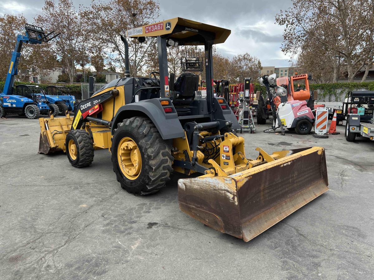 2017 John Deere 210LEP