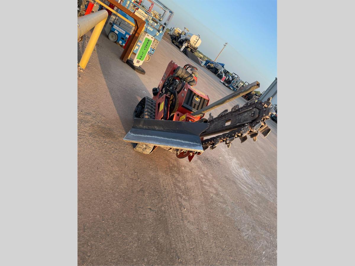 2017 Ditch Witch C24X