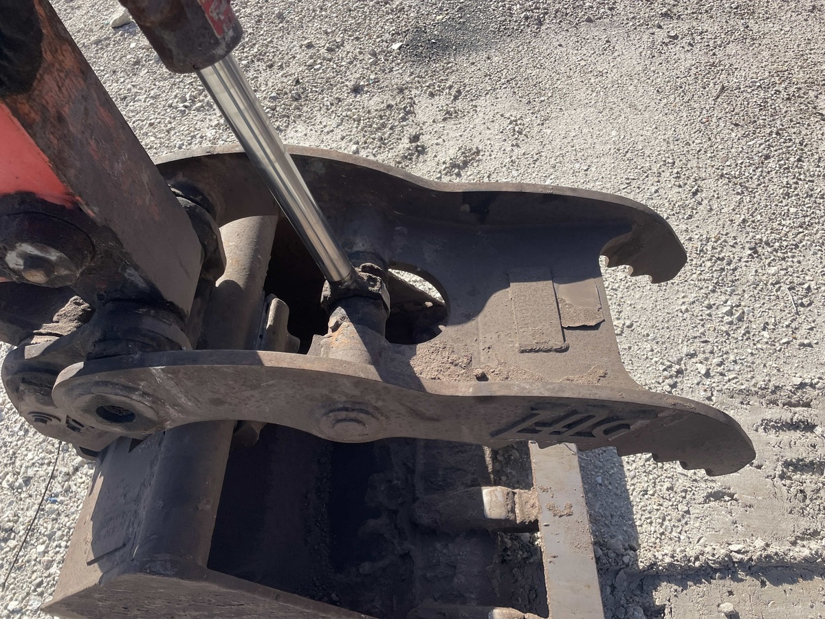 2020 Kubota U27-4-17